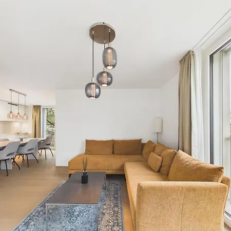 3bed Luxury Designerresidence Near & Airport Apartamento