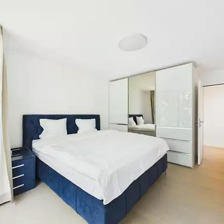 Apartamento 3bed Luxury Designerresidence Near & Airport *